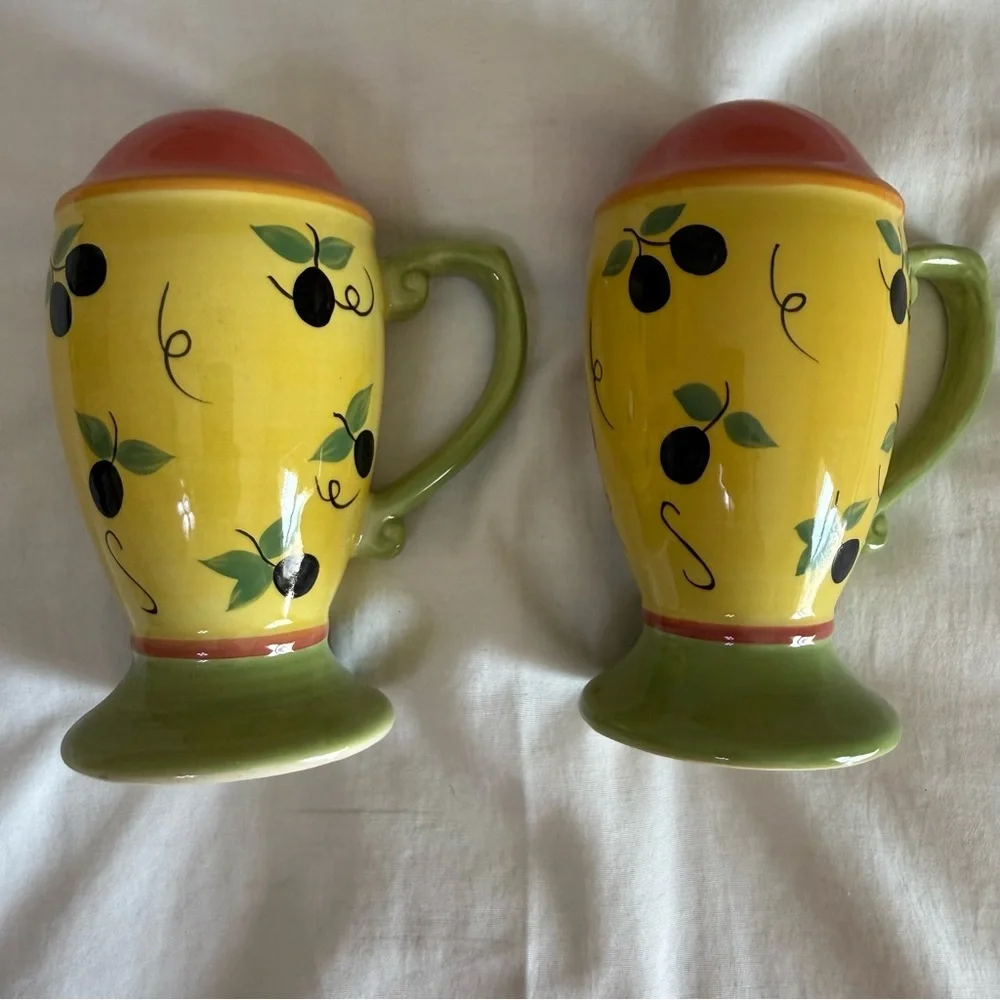 Salt And Pepper Shakers Secrets of Pistoulet Oversized Jana Kolpen, Pfaltzgraff